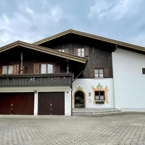 Wolf Apartment
